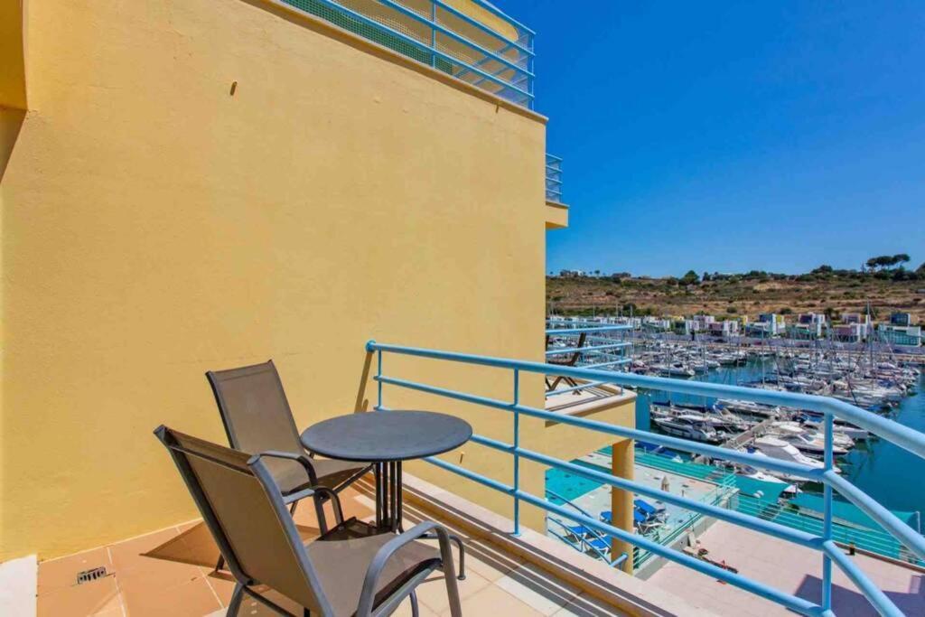 Admirable 1 Bedroom Marina View Apt. Albufeira Exterior foto